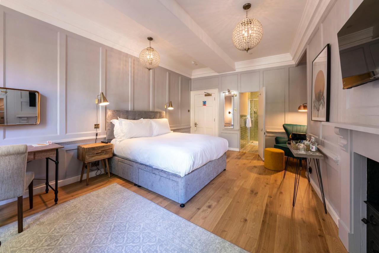 Eight Otel Bath Dış mekan fotoğraf
