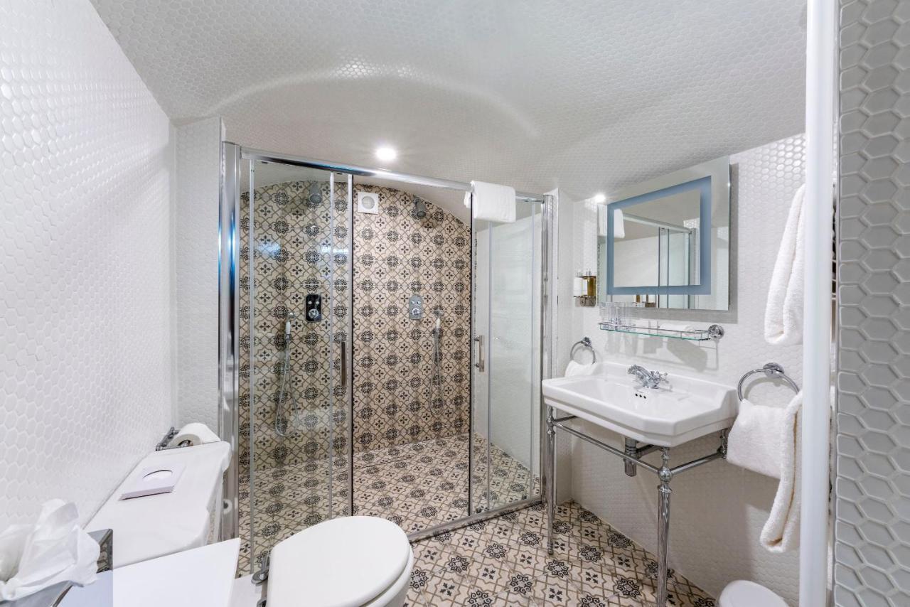 Eight Otel Bath Dış mekan fotoğraf