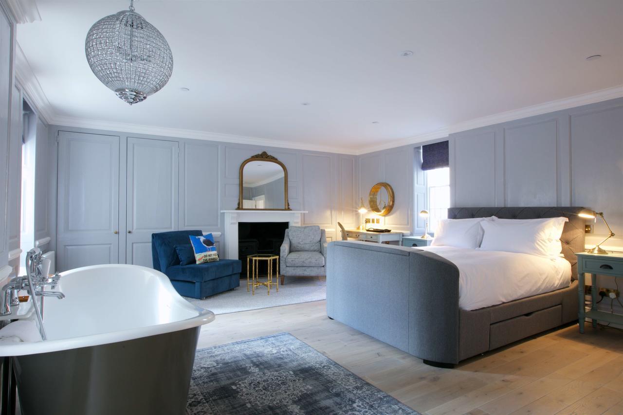 Eight Otel Bath Dış mekan fotoğraf