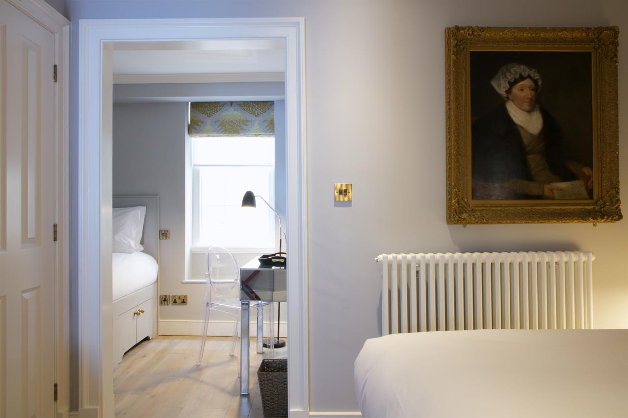 Eight Otel Bath Dış mekan fotoğraf
